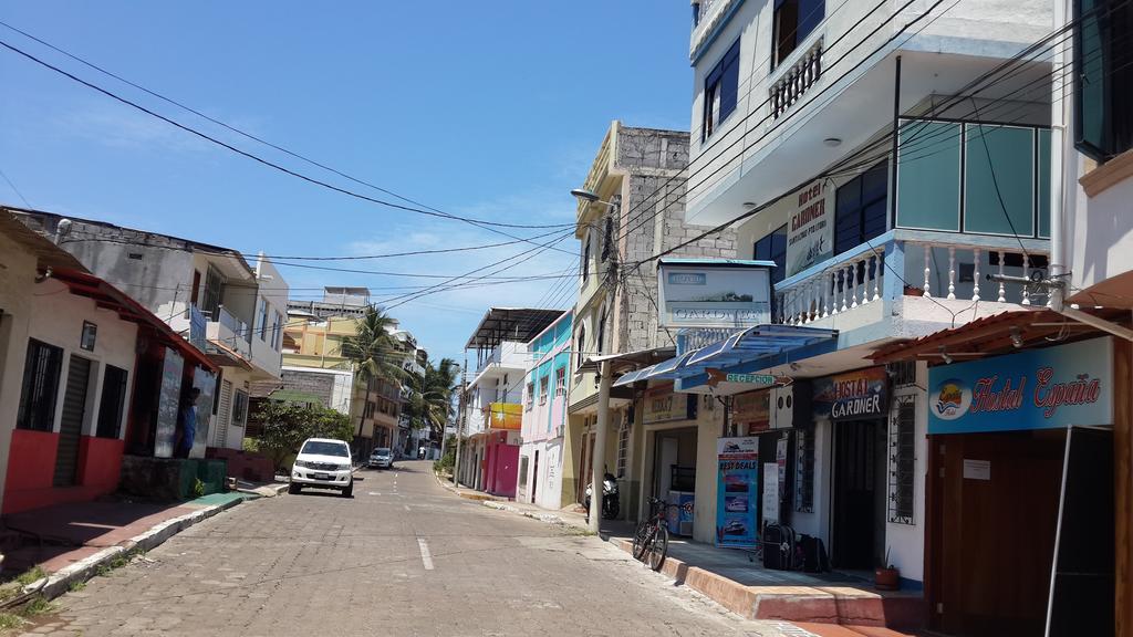 Hostal Gardner Galapagos Puerto Ayora  Buitenkant foto