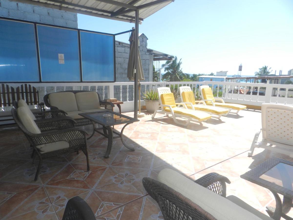 Hostal Gardner Galapagos Puerto Ayora  Buitenkant foto